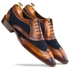 Men’s Oxford wingtip lace up dress shoe